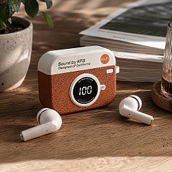 Дизайнерски Bluetooth слушалки EV1148 с винтидж кейс фотоапарат с дисплей