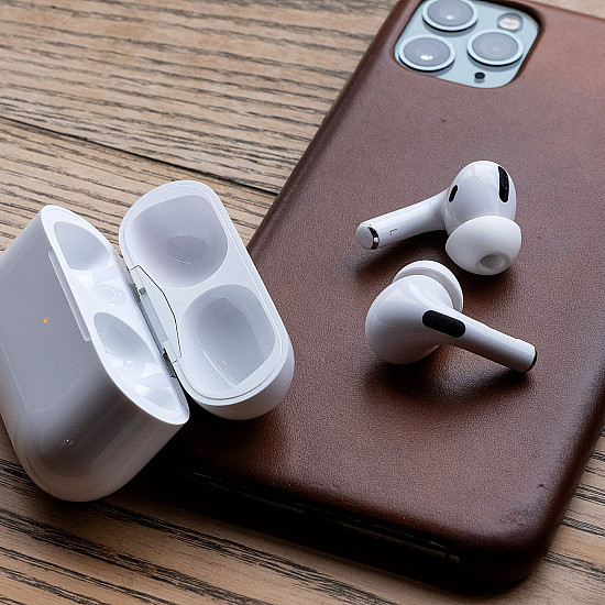 Безжични слушалки EirPods Pro–True Wireless с активна шумоизолация | Слушалки